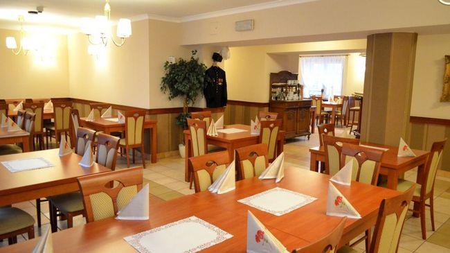 Hotel Malinowski Economy Gliwice Restaurant photo